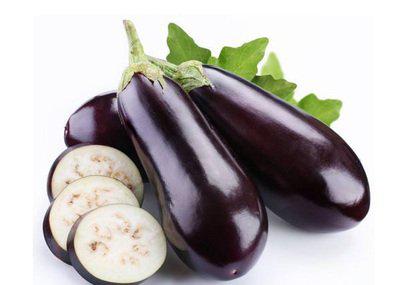 吃茄子要不要削皮哪種茄子最營養-易網健康<a href=http://www.xllyou.com/jkys/ target=_blank class=infotextkey>養生</a>網 吃茄子要不要削皮哪種茄子最營養