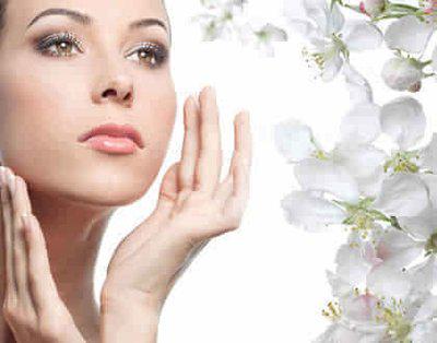 女性皮膚偏黃怎么辦這四種方法讓你更年輕-易網健康<a href=http://www.xllyou.com/jkys/ target=_blank class=infotextkey>養生</a>網 女性皮膚偏黃怎么辦這四種方法讓你更年輕