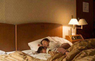 為什么睡覺越久越累與這幾個原因有關-易網健康<a href=http://www.xllyou.com/jkys/ target=_blank class=infotextkey>養生</a>網 為什么睡覺越久越累與這幾個原因有關