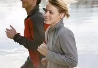 慢走的心率控制在哪個范圍內比較正常-易網健康<a href=http://www.xllyou.com/jkys/ target=_blank class=infotextkey>養生</a>網 慢走的心率控制在哪個范圍內比較正常