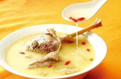 晚上喝湯養(yǎng)生千萬(wàn)不要喝這幾種湯