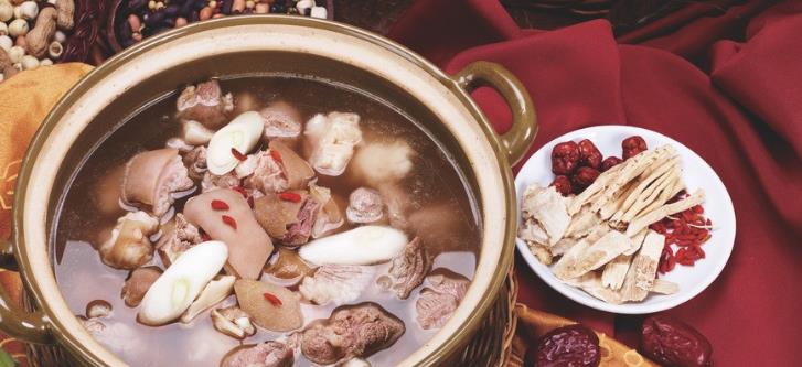 冬季養生補血補氣的飲食秘籍講解-易網<a href=http://www.xllyou.com/ target=_blank class=infotextkey>健康養生</a>網 冬季養生補血補氣的飲食秘籍講解