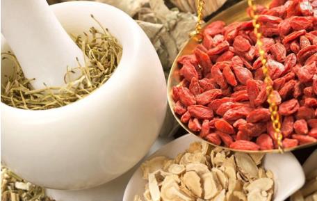 感冒病癥食療溫補喝哪些湯好-易網健康<a href=http://www.xllyou.com/jkys/ target=_blank class=infotextkey>養生</a>網 感冒病癥食療溫補喝哪些湯好