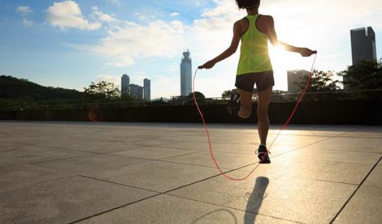 選擇雞肉對于減肥和健身有哪一些好處-易網健康<a href=http://www.xllyou.com/jkys/ target=_blank class=infotextkey>養生</a>網 選擇雞肉對于減肥和健身有哪一些好處