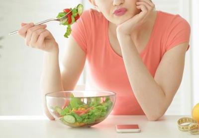 女性老人絕經后的身體養護方法