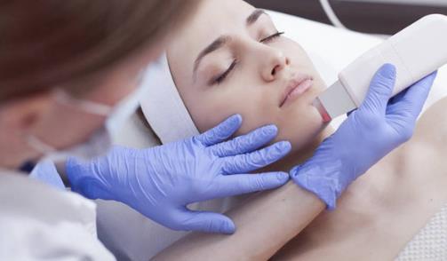 常吃富含維生素食物有效消除黑眼圈-易網健康<a href=http://www.xllyou.com/jkys/ target=_blank class=infotextkey>養生</a>網 常吃富含維生素食物有效消除黑眼圈