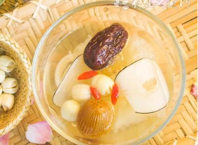 治療肺氣腫的食療止咳定喘方法-易網健康<a href=http://www.xllyou.com/jkys/ target=_blank class=infotextkey>養生</a>網 治療肺氣腫的食療止咳定喘方法