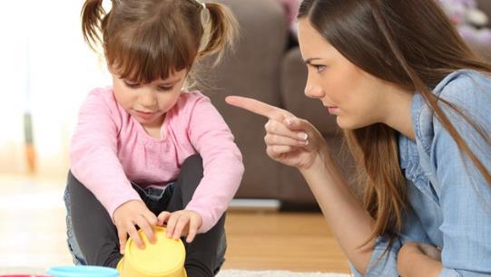 如何正確的聽取孩子意見跟孩子交流-易網健康<a href=http://www.xllyou.com/jkys/ target=_blank class=infotextkey>養生</a>網 如何正確的聽取孩子意見跟孩子交流