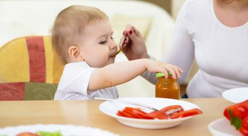 兒童教育專家教你提高孩子對書本學習的興趣-易網(wǎng)健康<a href=http://www.xllyou.com/jkys/ target=_blank class=infotextkey>養(yǎng)生</a>網(wǎng) 兒童教育專家教你提高孩子對書本學習的興趣