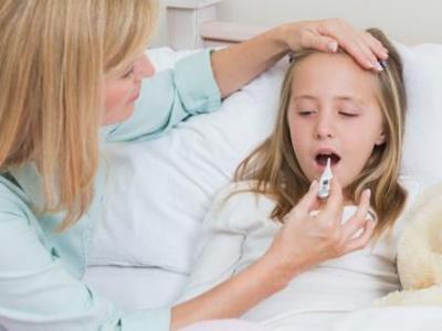 判斷咽喉無法吞咽是否是食管癌的方法