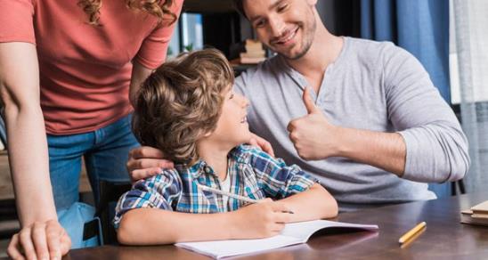 哪些常見早教行為是錯誤的-易網健康<a href=http://www.xllyou.com/jkys/ target=_blank class=infotextkey>養生</a>網 哪些常見早教行為是錯誤的