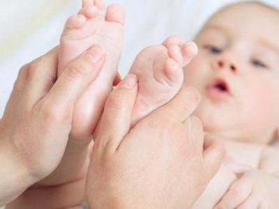 如何調整新生兒睡眠時間早睡早起