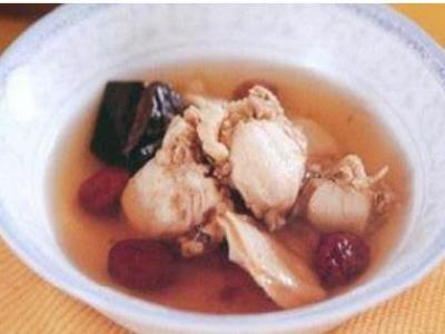 女性出現(xiàn)子宮脫落疾病食補(bǔ)吃什么東西有效