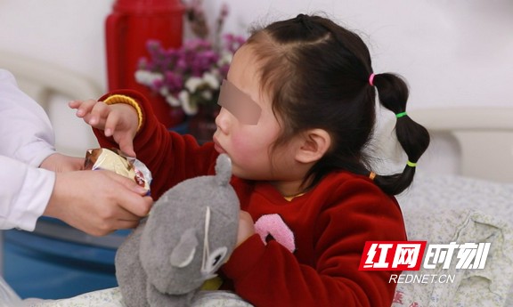 全民營養周 專家支招嬰幼兒營養健康-易網健康<a href=http://www.xllyou.com/jkys/ target=_blank class=infotextkey>養生</a>網 全民營養周 專家支招嬰幼兒營養健康