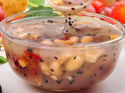 藕粉的作用與功效 吃蓮藕粉的益處有哪些