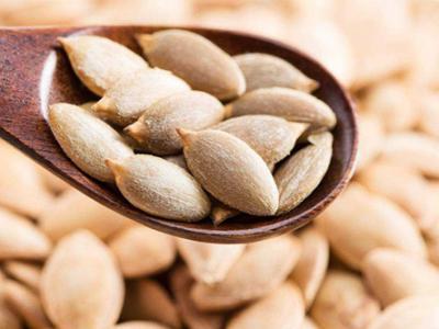 南瓜籽的作用與功效 吃南瓜籽的益處