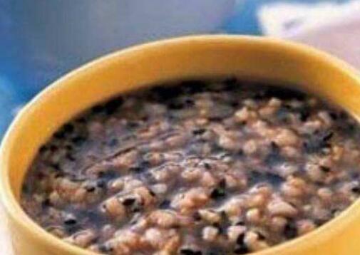 白芝麻粥如何熬 白芝麻粥的做法小技巧