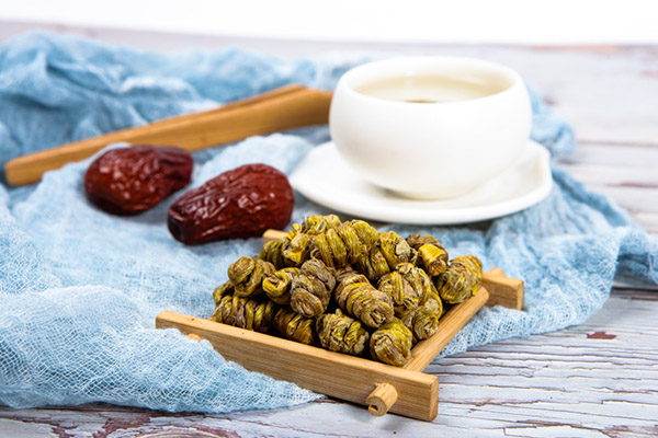 霍山鐵皮石斛泡水喝的作用