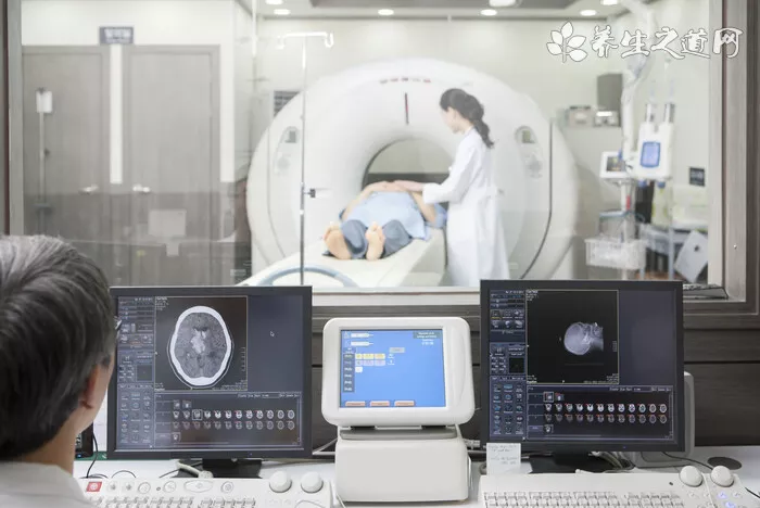 糖尿病眼底6期分期 糖尿病眼部并發(fā)癥-易網(wǎng)健康<a href=http://www.xllyou.com/jkys/ target=_blank class=infotextkey>養(yǎng)生</a>網(wǎng) 糖尿病眼底6期分期 糖尿病眼部并發(fā)癥