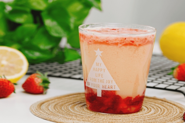 草莓放在室內一晚上會壞嗎 草莓適合和什么水果榨汁