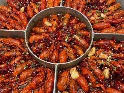 小龍蝦的營養價值及功效與作用 小龍蝦的挑選妙招