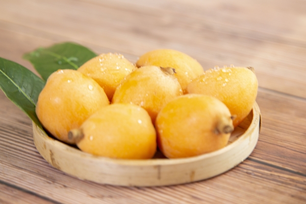 榴蓮和枇杷可以一起吃嗎 榴蓮怎么保存才好-易網健康<a href=http://www.xllyou.com/jkys/ target=_blank class=infotextkey>養生</a>網 榴蓮和枇杷可以一起吃嗎 榴蓮怎么保存才好