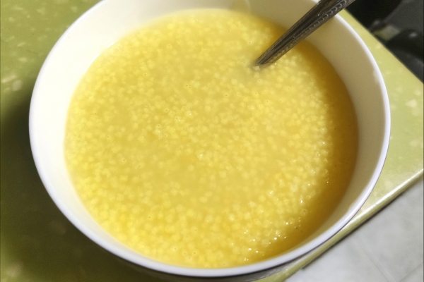 健脾祛濕去肝火的粥有哪些 喝粥注意事項-易網健康養生網 健脾祛濕去肝火的粥有哪些 喝粥注意事項