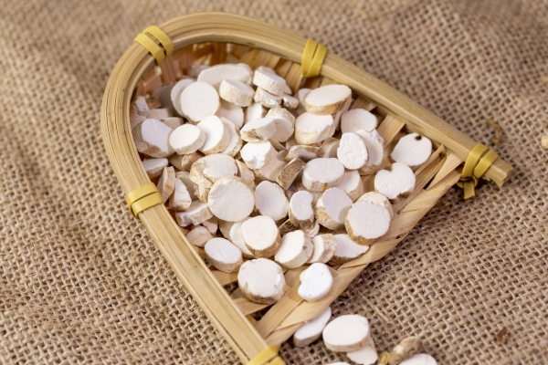 生山藥祛濕還是助濕 去濕氣的山藥是濕的還是干的