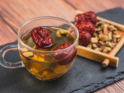 干紅棗助濕還是祛濕 紅棗泡水喝會加重濕氣嗎