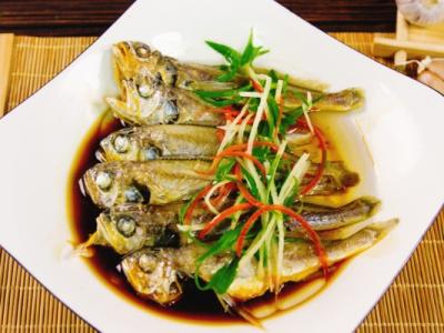 小黃魚的營養價值及功效與作 小黃魚是海魚嗎