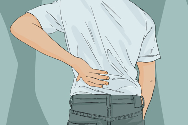 經常背痛是什么原因引起的-易網健康<a href=http://www.xllyou.com/jkys/ target=_blank class=infotextkey>養生</a>網 經常背痛是什么原因引起的