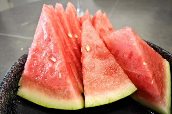 老人可以吃西瓜嗎-易網<a href=http://www.xllyou.com/ target=_blank class=infotextkey>健康養生</a>網 老人可以吃西瓜嗎