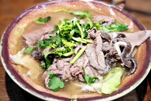 蕁麻疹能不能吃牛雜-易網(wǎng)<a href=http://www.xllyou.com/ target=_blank class=infotextkey>健康養(yǎng)生</a>網(wǎng) 蕁麻疹能不能吃牛雜