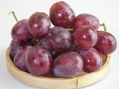 紅提的功效與作用、禁忌和食用方法