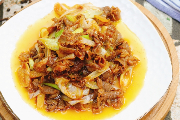 煮羊肉什么時候放鹽好-易網<a href=http://www.xllyou.com/ target=_blank class=infotextkey>健康養生</a>網 煮羊肉什么時候放鹽好