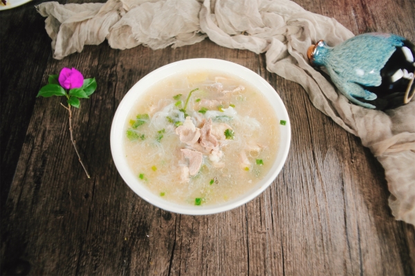 豬肉和羊肉能一起燉嗎-易網(wǎng)<a href=http://www.xllyou.com/ target=_blank class=infotextkey>健康養(yǎng)生</a>網(wǎng) 豬肉和羊肉能一起燉嗎