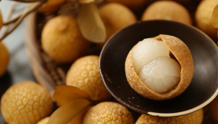 白露節(jié)氣吃龍眼是風(fēng)俗嗎 白露吃龍眼風(fēng)俗的由來-易網(wǎng)<a href=http://www.xllyou.com/ target=_blank class=infotextkey>健康養(yǎng)生</a>網(wǎng) 白露節(jié)氣吃龍眼是風(fēng)俗嗎 白露吃龍眼風(fēng)俗的由來