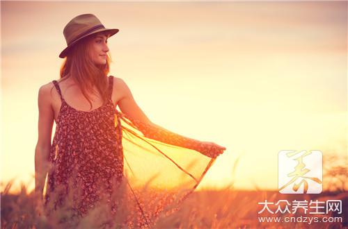 和老公愛愛下面很濕