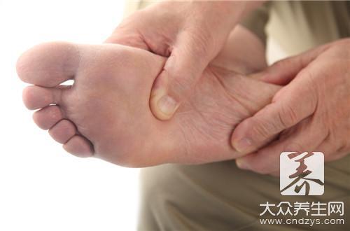 碰到女人這地兒竟瞬間使她“潮濕” 碰到女人這地兒竟瞬間使她“潮濕”