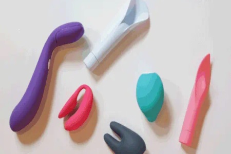 女性用情趣玩具注意什么?會影響兩性情感嗎?-易網(wǎng)健康<a href=http://www.xllyou.com/jkys/ target=_blank class=infotextkey>養(yǎng)生</a>網(wǎng) 女性用情趣玩具注意什么?會影響兩性情感嗎?