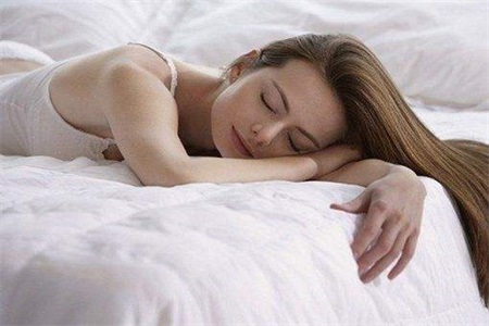 同房后出血是怎么回事?女性不要忽視這個問題-易網(wǎng)健康養(yǎng)生網(wǎng) 同房后出血是怎么回事?女性不要忽視這個問題