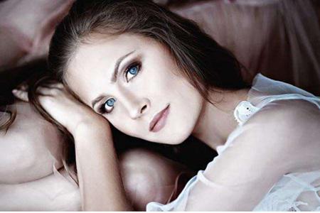 女性長(zhǎng)子宮肌瘤嚴(yán)重嗎，多大需要做手術(shù)治療