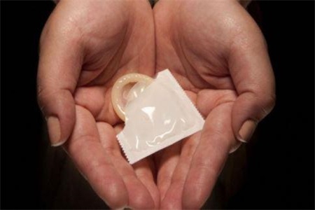 避孕方法有哪些?女<a href=http://www.xllyou.com/tags-性愛.html target=_blank class=infotextkey>性愛</a>惜自己要避免這三種錯誤避孕方式-易網健康<a href=http://www.xllyou.com/jkys/ target=_blank class=infotextkey>養生</a>網 避孕方法有哪些?女性愛惜自己要避免這三種錯誤避孕方式