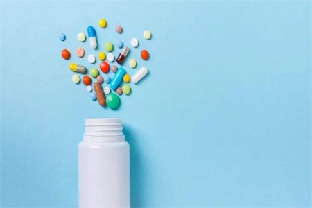 避孕藥什么時候吃有效?女性口服避孕藥的副作用需要注意哪些-易網<a href=http://www.xllyou.com/ target=_blank class=infotextkey>健康養生</a>網 避孕藥什么時候吃有效?女性口服避孕藥的副作用需要注意哪些