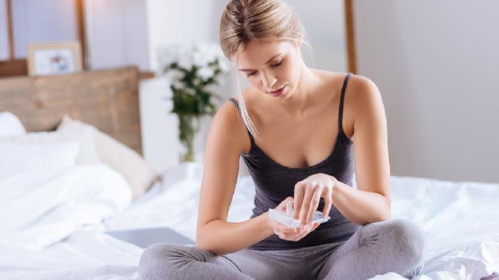 夫妻房事不滿足怎么辦 這幾招增添夫妻性福度