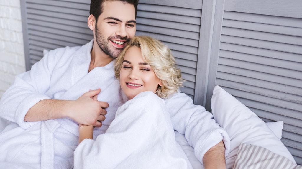 加快速度刺激陰蒂  助她達到高潮巔峰