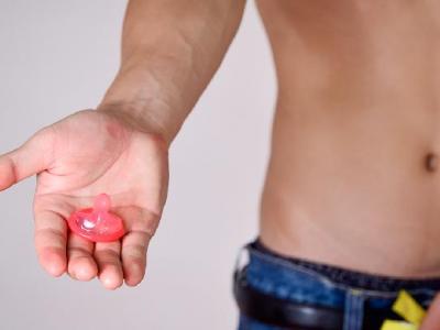 孕期性愛戴套有什么作用 戴套除了避孕還有這些作用