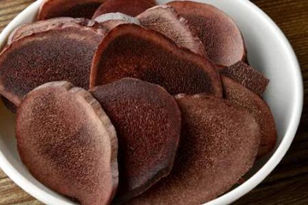 男人用什么泡水喝壯陽持久?這五個天然補(bǔ)腎劑的食物多吃-易網(wǎng)<a href=http://www.xllyou.com/ target=_blank class=infotextkey>健康養(yǎng)生</a>網(wǎng) 男人用什么泡水喝壯陽持久?這五個天然補(bǔ)腎劑的食物多吃