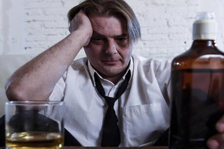 男人硬不起是什么原因造成的?這五個(gè)因素導(dǎo)致的望重視改善-易網(wǎng)健康養(yǎng)生網(wǎng) 男人硬不起是什么原因造成的?這五個(gè)因素導(dǎo)致的望重視改善