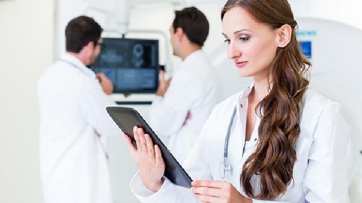 女性月經推遲的危害是什么 女性經期還需注意4個事項-易網健康<a href=http://www.xllyou.com/jkys/ target=_blank class=infotextkey>養生</a>網 女性月經推遲的危害是什么 女性經期還需注意4個事項